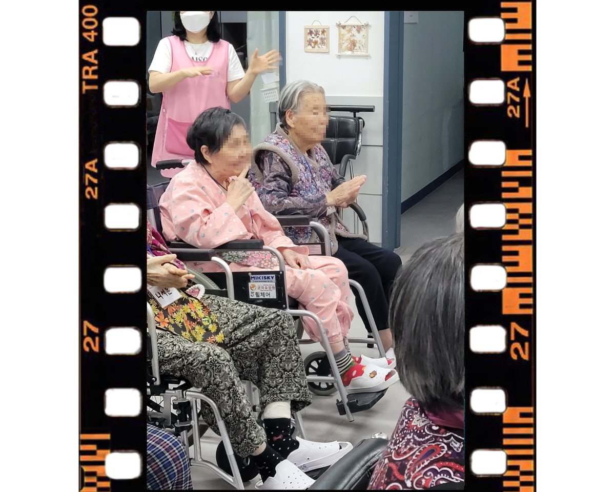 1890243050_KvAiMR3m_493034316ea1acdbefdf0ced4a9478505e3f6019.jpg 이미지크게보기