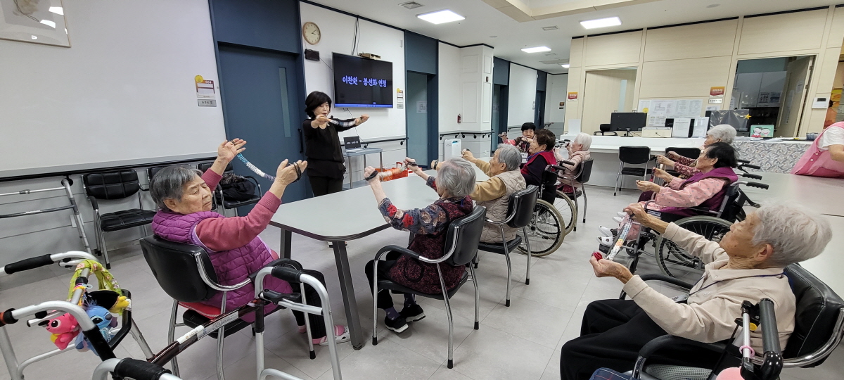 1890243050_ZlagSH4x_b82ef1ea9df5c168ce26c17ac4419f868b3ea4c2.jpg 이미지크게보기