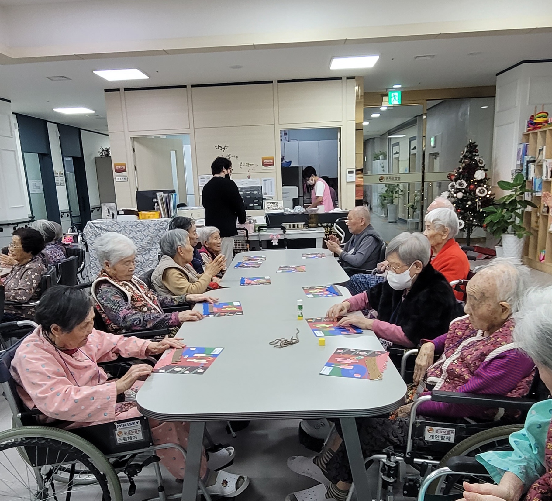 990832046_w94Km07v_d167aa519934cc570441b3222b6acf0451ada788.jpg 이미지크게보기